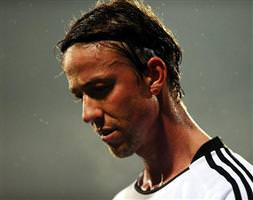 Guti Twitter'den açıkladı