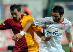 Galatasaray'da büyük temizlik