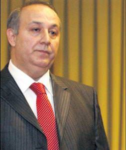 Mehmet Kazancı 'kazan' kaldırdı