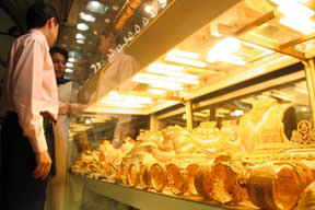 Altını olan yaşadı