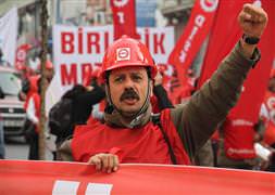 Taksim'de renkli 1 Mayıs