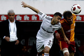 Simao aldı götürdü!