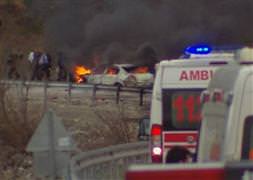 Polis ekibine bombalı saldırı