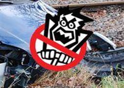 Ticari araç tırla çarpıştı: 2 ölü