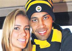 Fener 'yenge' için aşka geldi