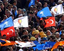 Ak Parti mitinginde şok