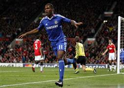 Aysal bombaları patlatıyor