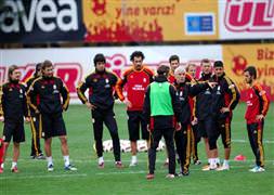 Galatasaray izne çıktı