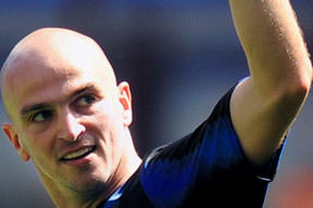 Aysal'ın ilk bombası Cambiasso