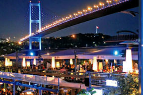 İstanbul para basıyor!