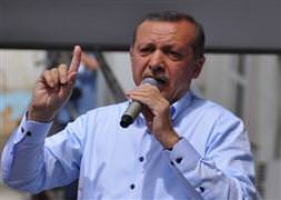 "Biz CHP gibi kepenk indirmeyiz"