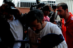 Emniyet'li kokain basıldı