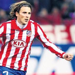 Forlan yattı Fernandes kaldı