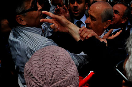 ’Demirel’i ağzına alma’