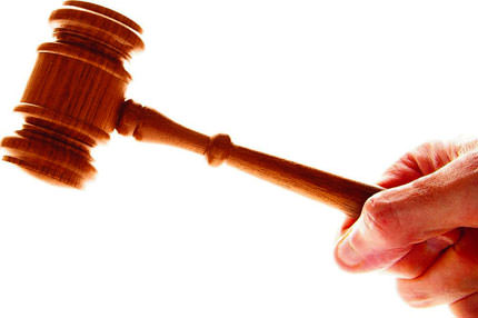 Eş dost ayıramadı