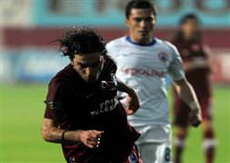 Ünal Aysal'dan dev harekat