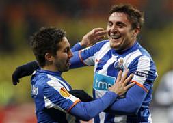 Fener peşini bırakmıyor