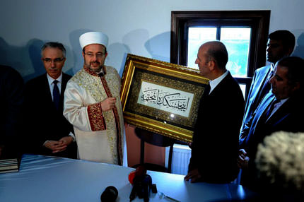 Diyanet ilk kez cemevinde