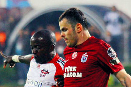 Pawel Brozek kafa karıştırdı