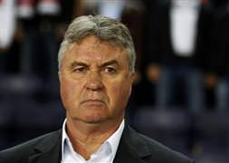 'Hiddink'in maliyeti 15 milyon sterlini aşıyor'