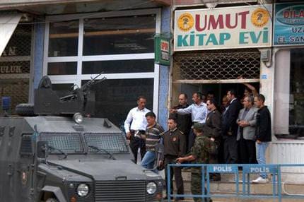 Şemdinli davası sanıkları tutuklandı