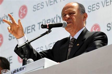 Devlet Bahçeli’den Öcalan cevabı