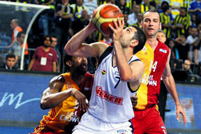 Ve dev finalde üçüncü raunt