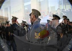 Asker seçimlerde "AK Parti" dedi