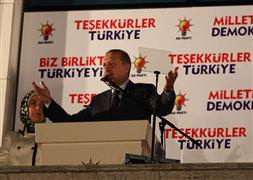 Başbakan dünya gündeminden düşmüyor