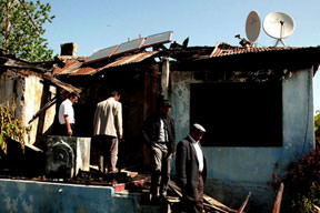 2 bebek bu evde kül oldu