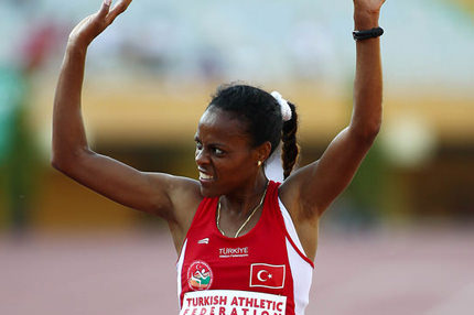 Bekele sevince boğdu