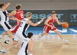 Pota'nın perileri Slovakya'yı dağıttı