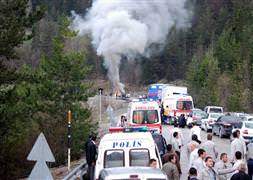 Başbakan'ın konvoyuna 5 pusu