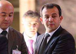 CHP'li vekil AK Partililerden helallik istedi!