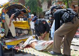 Pakistan'da Taliban saldırısı: 7 ölü