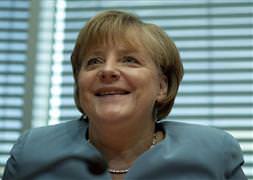 Merkel'den Yunanistan uyarısı!