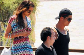 İki günlük tatili uzattı!