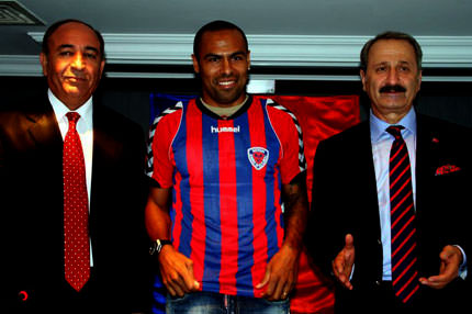 Ve Mert Nobre Mersin'li oldu