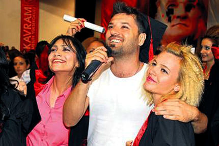 Mezuniyet çoşku
