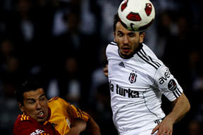 Tomas Sivok Es-Es oluyor