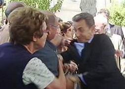 Sarkozy saldırıya uğradı