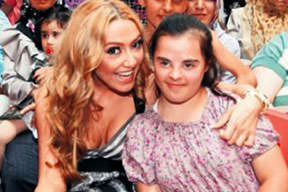 Engeller Hadise ile aşıldı