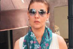 Sokakta özele girmedi!