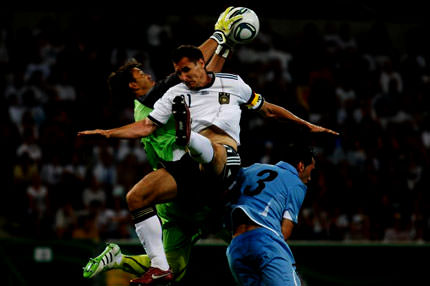 Muslera pahalıya patladı!