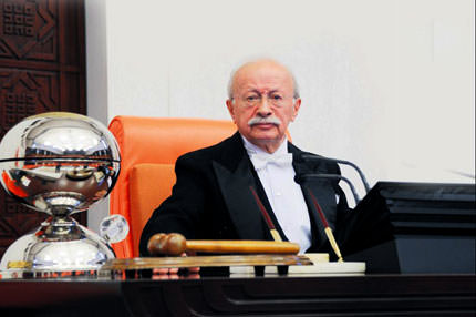 İlk taktik Baba’dan