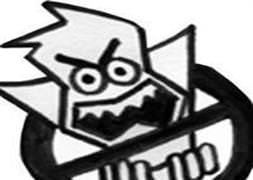 Servis minibüsü kamyona çarptı