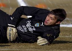 Muslera veda etti