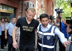 Fener ve Trabzon maçlarından gözaltında