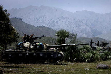ABD Pakistan'ı vurdu: 32 ÖLÜ