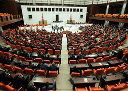 Hükümet güvenoyu aldı